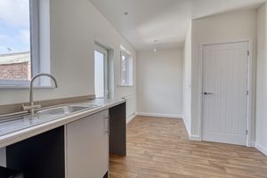 Kitchen/Diner- click for photo gallery